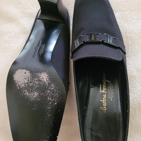 Salvatore Ferragamo Tourne Heeled Mule - Picture 4 of 4